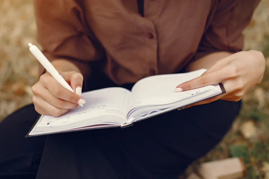 How to Create a Best-selling eBook with a Ghostwriter (3)