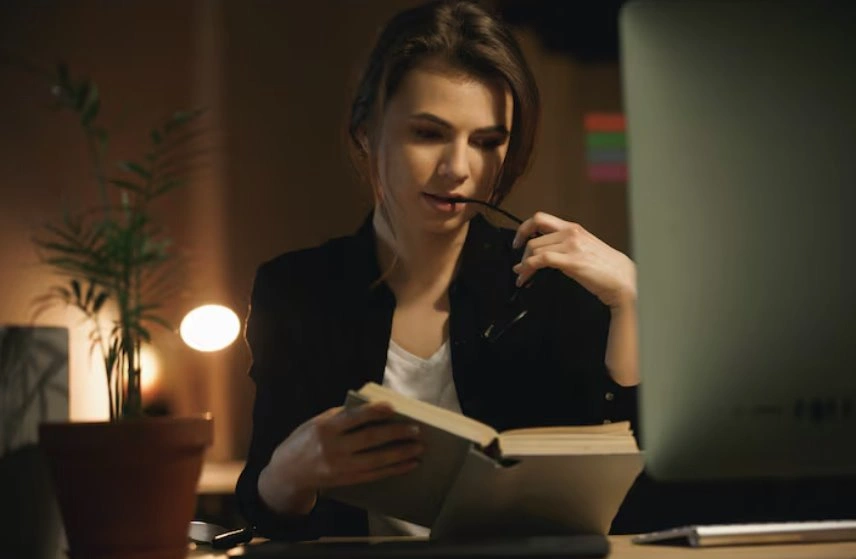 Writer promoting professional services